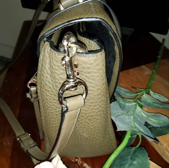 Olive Green Coach Satchel - Picture 9 of 11